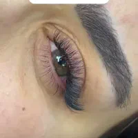 ارایشگری مژه
