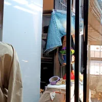 ویترین mdf و فلزی مغازه اندازه ۳در ۲ متر ارتفاع
