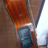 گیتار اریا Ak80 پیکاب دار تیونر دار خیلی قدیمی اصل