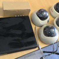 دوربین مداربسته ۴ عدد و دستگاه ۸ کانال