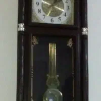 ساعت دیواری سالم بدون هیج مشکلی