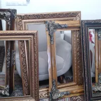 قاب کنده کاری شده برای تابلو فرش