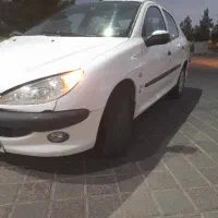 206 sd  v8