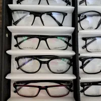 عینک طبی مردانه و زنانه