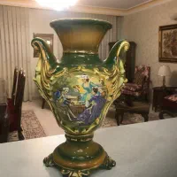 گلدان بسیارنفیس قدیمی