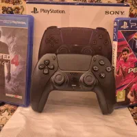 دسته ps5 و دیسک بازی