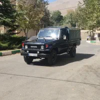 وانت تویوتا لندکروز