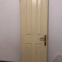 در  اتاق و سرویس