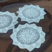 سه عدد رومیزی