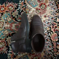 نیم بوت پاسارگارد به شدت نو سایز ۴۲