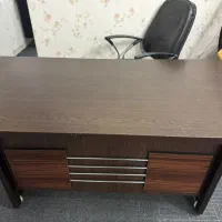میز و صندلی اداری