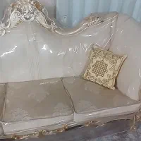 مبل سلطنتی ۹ نقره با ۳ تا میز به همراه کاور در حد|مبلمان خانگی و میز عسلی|اصفهان, شاهزید|دیوار
