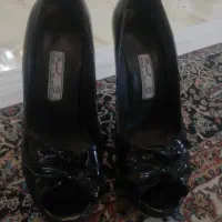 کفش پاشنه بلند