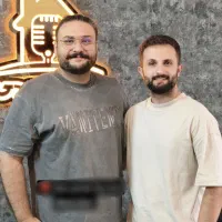 یادگیری تخصصی صداسازی و خوانندگی