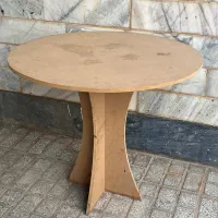 پاسماوری و میز