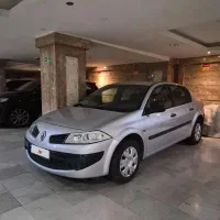 مگان وارداتی