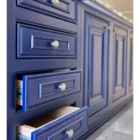 رنگ کاری چوب