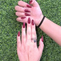 انجام خدمات ناخن و بافت مو|خدمات آرایشگری و زیبایی|ملارد, |دیوار