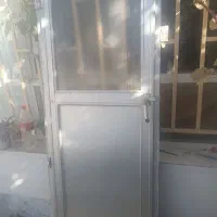 در آلومینیومی جنس اصلی