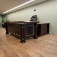 میز و صندلی مدیریتی لوکس - بسیار تمیز