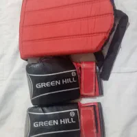 دستکش و هوگو ووشو