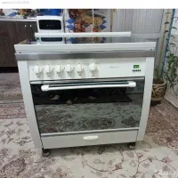 اجاق گاز تکنو گاز بسیار تمیر و سالم