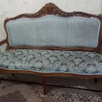 مبلمان سلطنتی با چوب گردو خوش رنگ