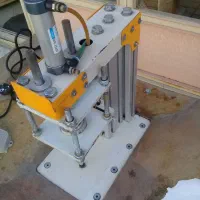 دستگاه نقطه زن ماسک