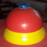 فروش یک عدد زنگ روی میزی فلزی همه کاره