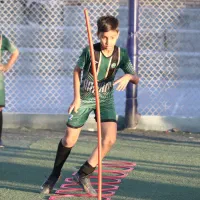 باشگاه و مدرسه فوتبال آریانا