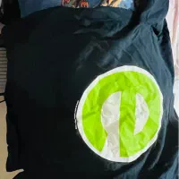 تی شرت ‌دست دوم|لباس|شاهین‌شهر, خانه کارگر|دیوار