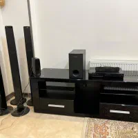 میز تلویزیون بهمراه سینما خانگی سامسونگ
