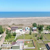 300متر زمین ساحلی با دیوارکشی بلند اماده ساخت