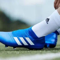 کمک و همفکری برای فوتبال