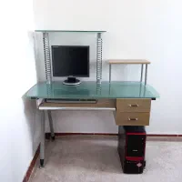 تخفیف خورد میز کامپیوتر