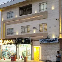 اجاره مغازه ۱۸ متری بر بلوار عشوری|اجارهٔ مغازه و غرفه|رشت, فرزانه|دیوار