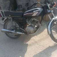 موتورسیکلت۸۴ تمیز