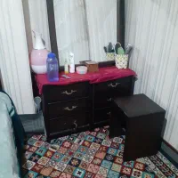 سرویس خواب|تخت و سرویس خواب|اندیشه, اندیشه فاز ۱|دیوار