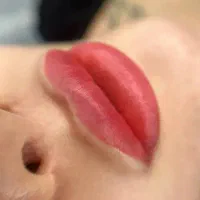 بن مژه و ابرو و لب نچرال و بدون تتو