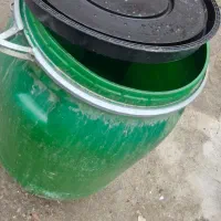 بشکه 220 لیتری  پلاستیکی درب دارم کامل|مصالح و تجهیزات ساختمان|خرمشهر, |دیوار