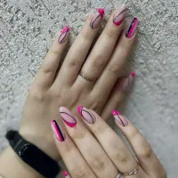 خدمات ناخن کاشت و ترمیم