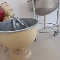 تنور گازی و خمیر گیر آلمینیومی و تشت استیل|اجاق گاز و لوازم برقی پختوپز|اصفهان, کوجان|دیوار