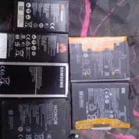 تعدادی باطری گوشی اندروید اصلی