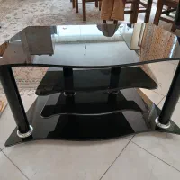 میز تلویزیون شیشه ای
