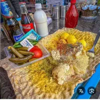 به یک نفر همکار ساندویچی وسیب زمینی نیاز داریم