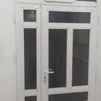 درب ورودی آلومینیومی در حد نو