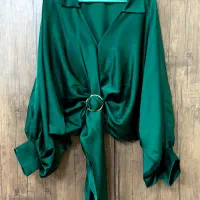 شومیز|لباس|فولادشهر, B5|دیوار