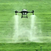 سمپاشی با پهباد