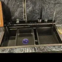 نصب شیرآلات سینک(پیانویی) هود گاز و روشویی وآینه