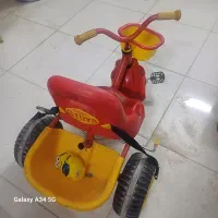 سه چرخه با دسته هدایت